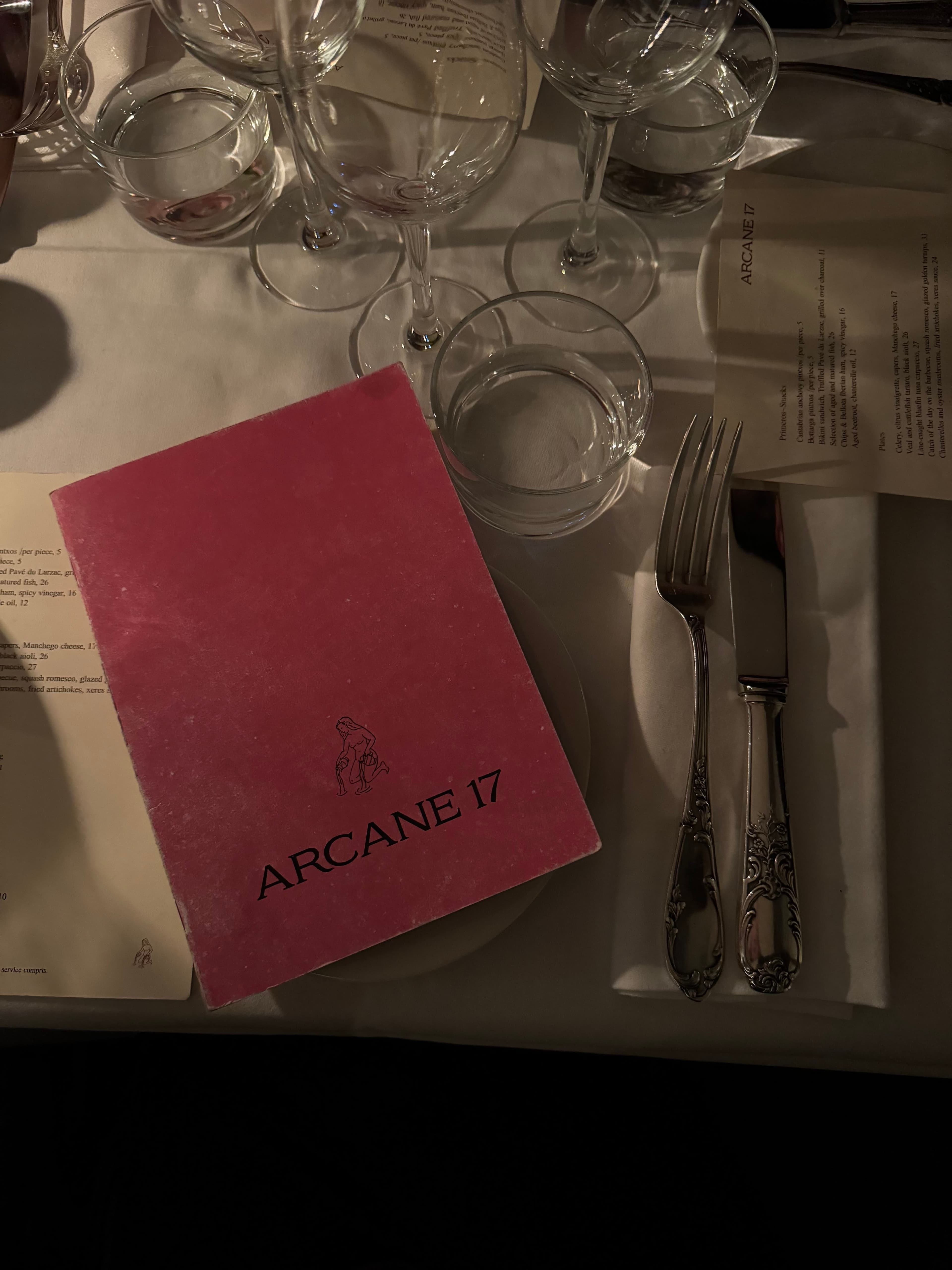 Arcane, photo 3